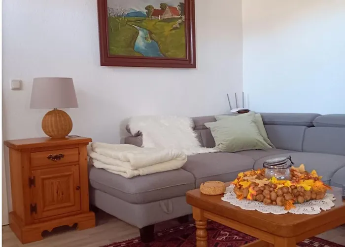 Appartement Gaestehaus Alte Schule Schwarz (Mecklenburgische Seenplatte)
